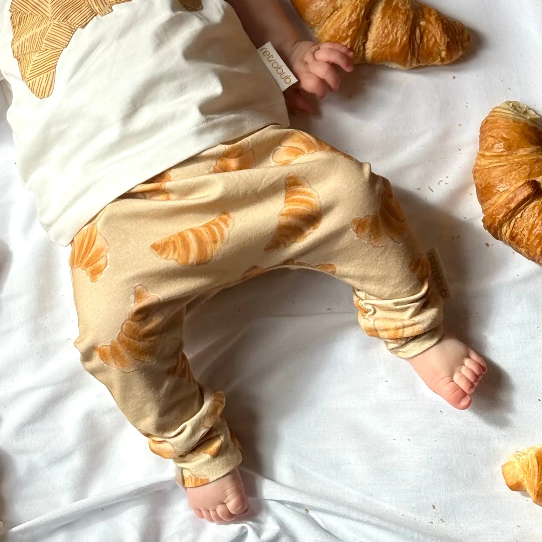 butter CROISSANT toss leggings