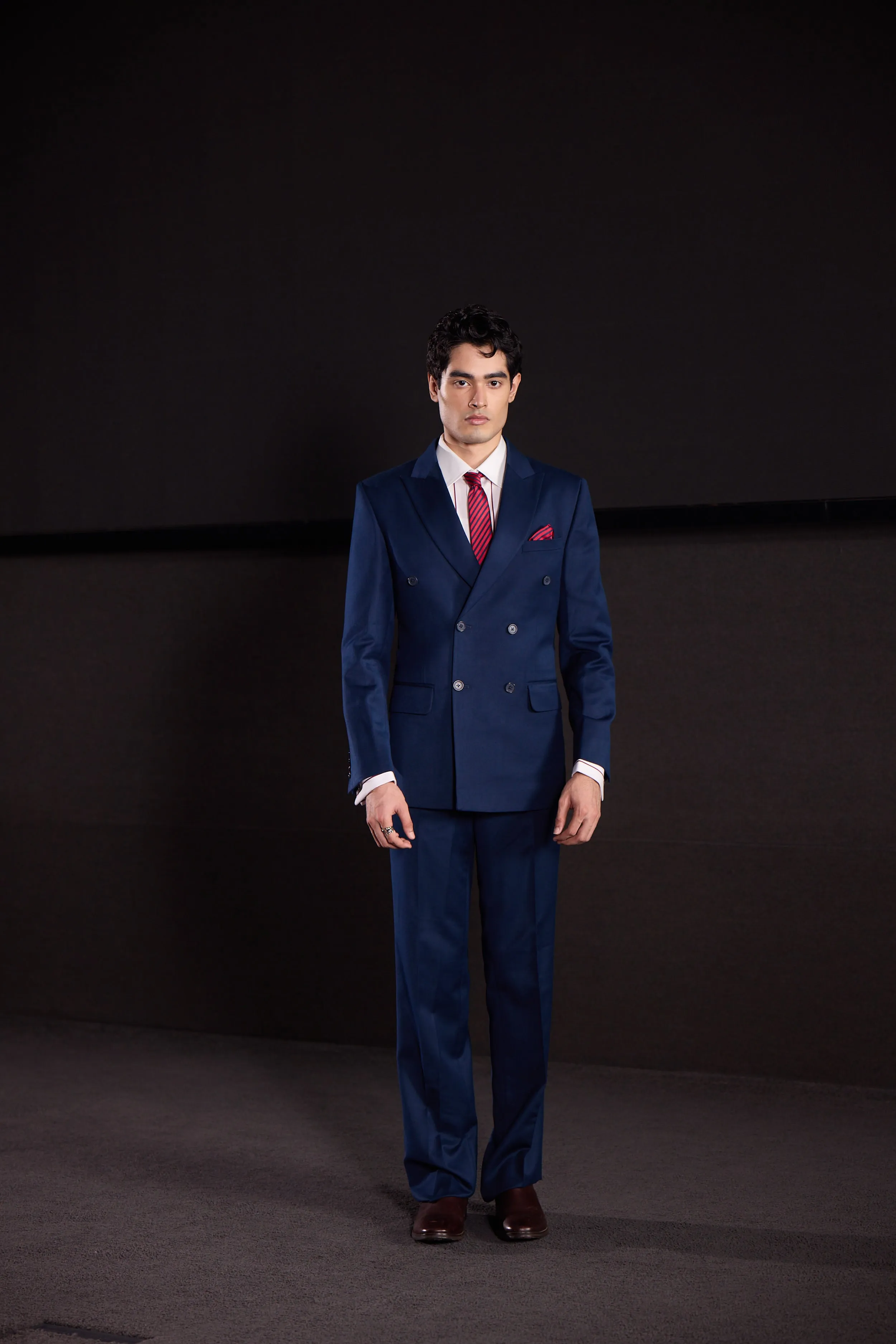 OXFORD BLUE DOUBLE BREASTED SUIT