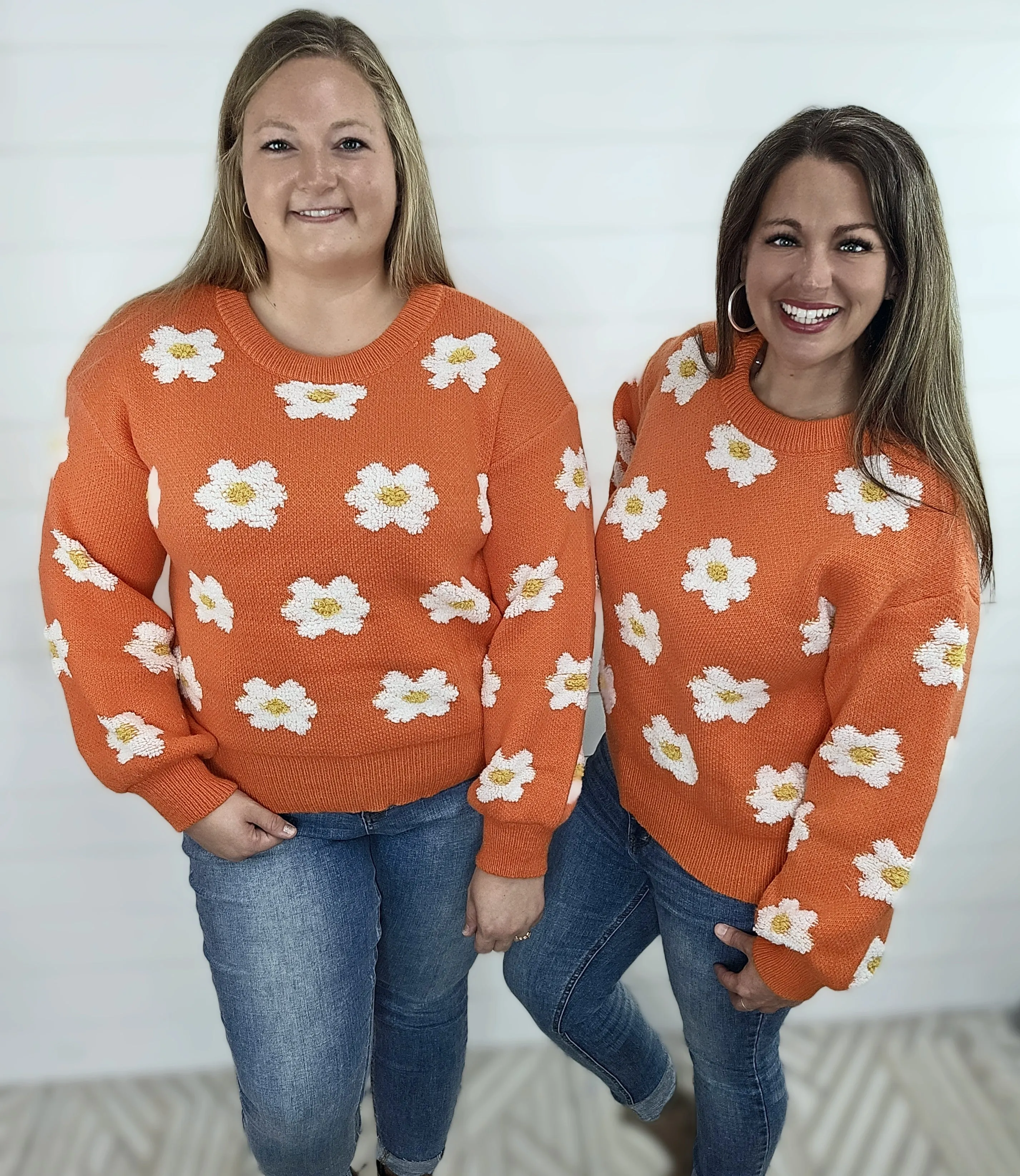 POL ORANGE FLORAL CREW NECK SWEATER