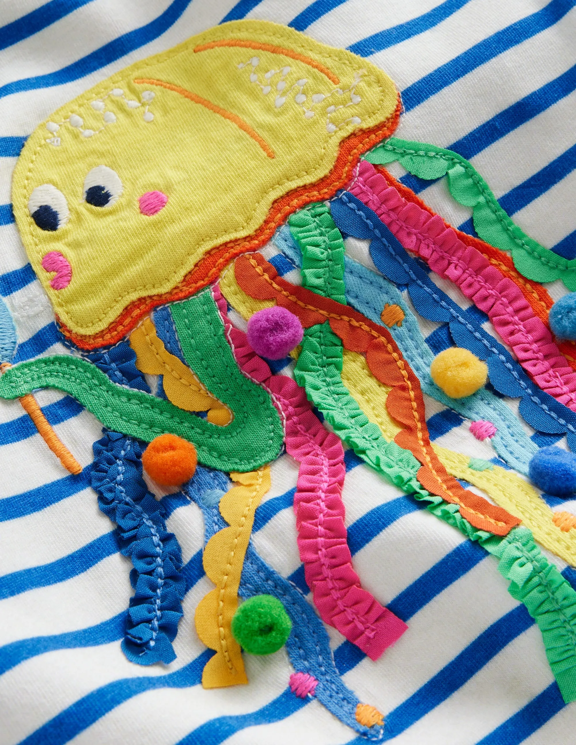 Short Sleeve Appliqué T-shirt-Ivory/ Corsica Blue Jellyfish
